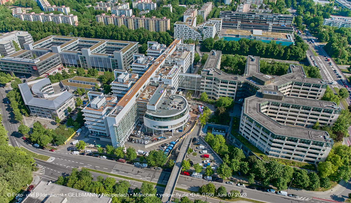 07.06.2023 - Neuperlachs neue Mitte mit PEP, Perlach Plaza, Share, Allianzversicherung und Wohnring